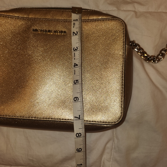 Michael Kors Gold Crossbody Bag - Picture 5 of 10